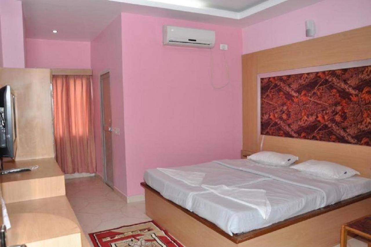 Hotel Barbareek Shillong Luaran gambar