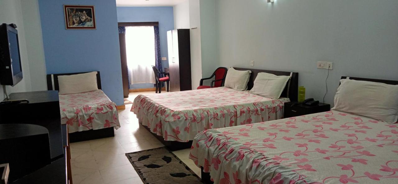 Hotel Barbareek Shillong Luaran gambar