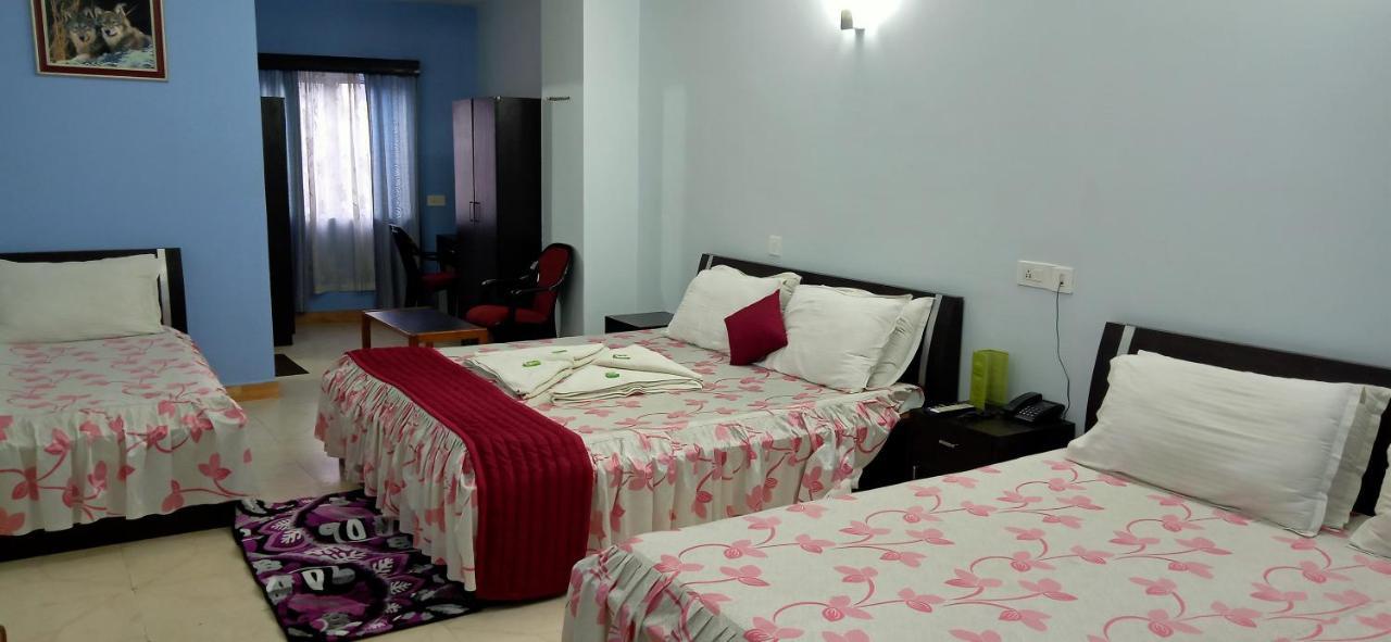 Hotel Barbareek Shillong Luaran gambar
