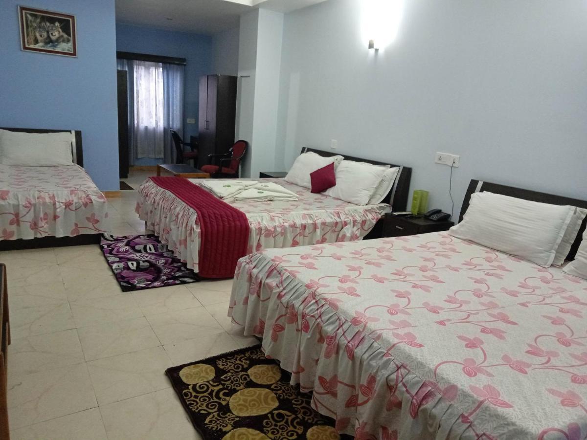 Hotel Barbareek Shillong Luaran gambar